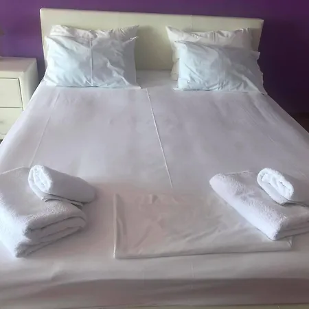 호텔 Maravellia 2*