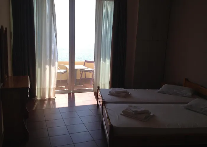 Maravellia Loutra Edipsou (Evia)